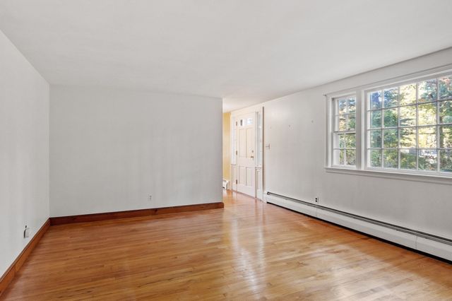60 Lantern Ln, Stow, MA 01775