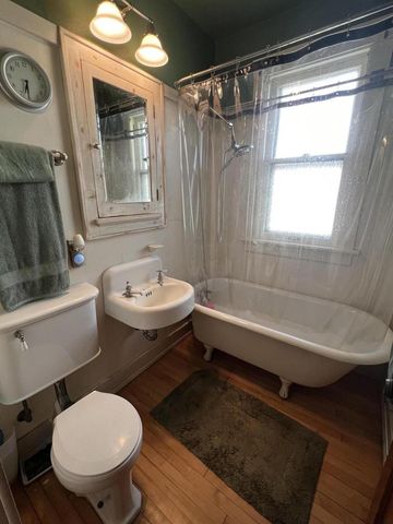 5947 N 35th STREET, Milwaukee, WI 53209