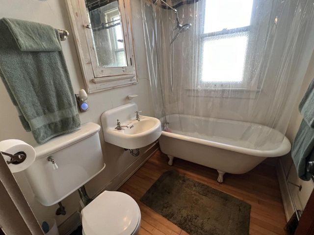 5947 N 35th STREET, Milwaukee, WI 53209