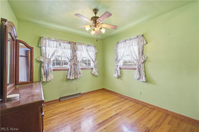 5365 Oakcrest Avenue, Austintown, OH 44515