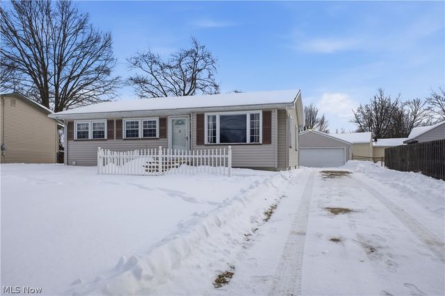 5365 Oakcrest Avenue, Austintown, OH 44515