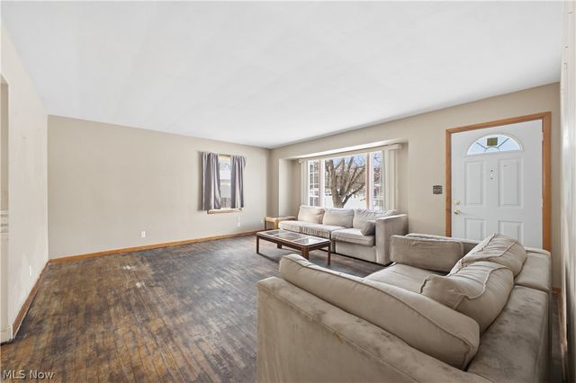 5365 Oakcrest Avenue, Austintown, OH 44515