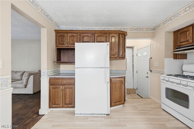 5365 Oakcrest Avenue, Austintown, OH 44515