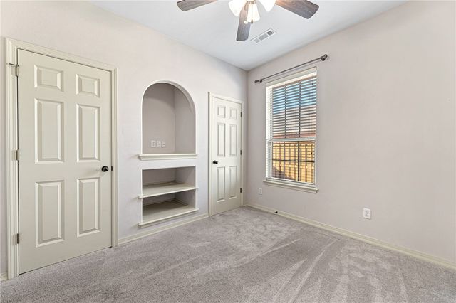 3236 W Westbury Street, Fayetteville, AR 72704