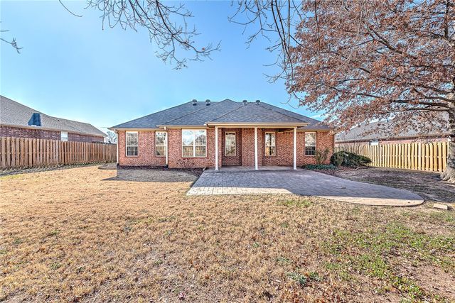 3236 W Westbury Street, Fayetteville, AR 72704