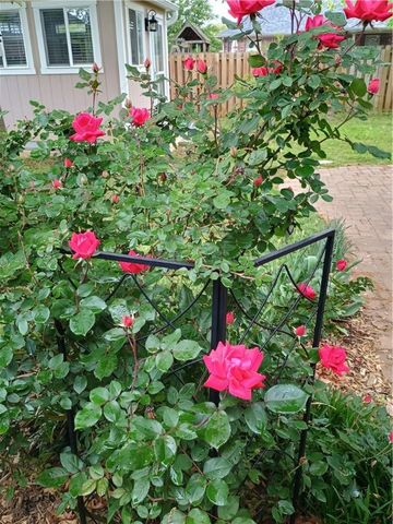 3236 W Westbury Street, Fayetteville, AR 72704