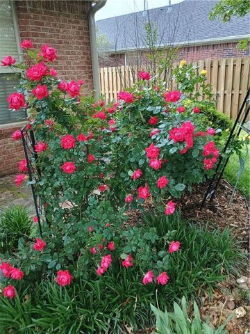 3236 W Westbury Street, Fayetteville, AR 72704