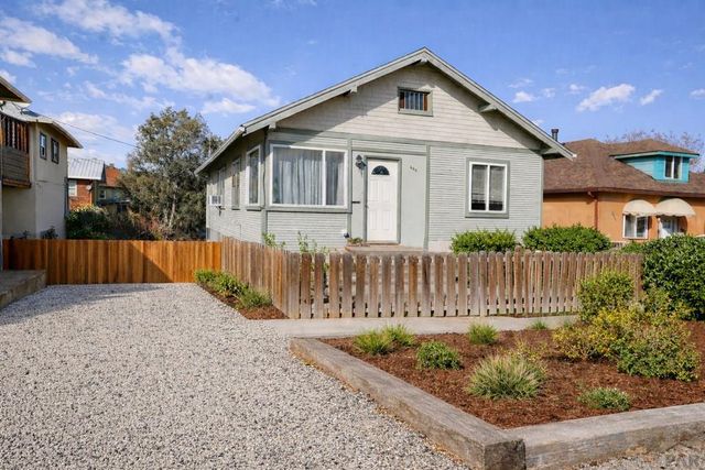 403 E 7th St, Trinidad, CO 81082