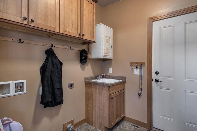 381 Liberty Park Drive, Oregon, WI 53575