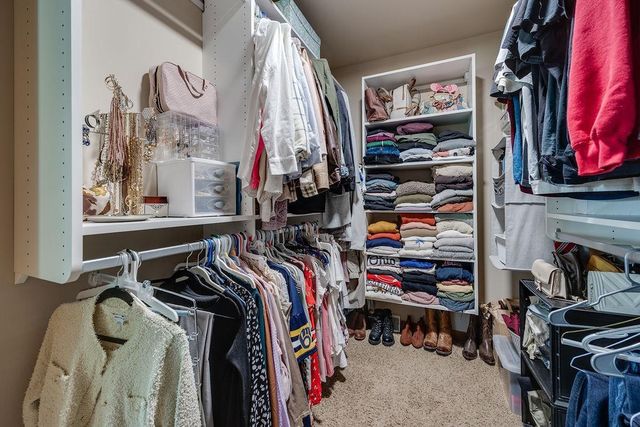 381 Liberty Park Drive, Oregon, WI 53575