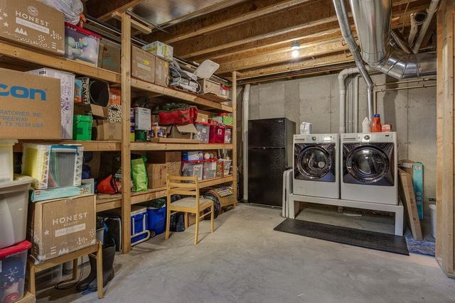 381 Liberty Park Drive, Oregon, WI 53575