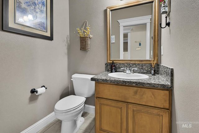 11969 Sandpiper Ct, Caldwell, ID 83605