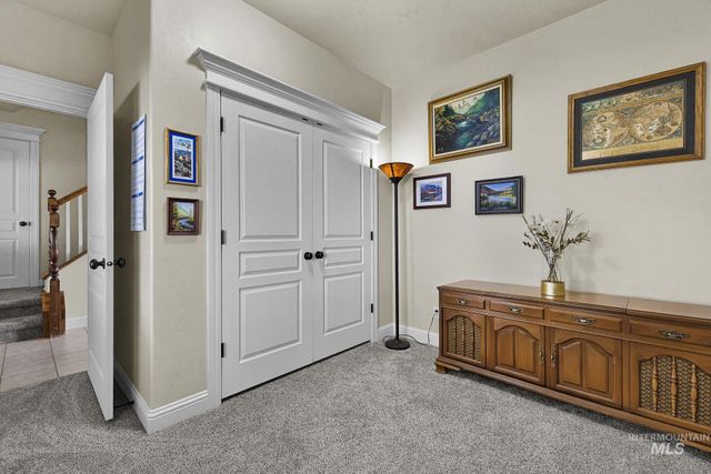 11969 Sandpiper Ct, Caldwell, ID 83605