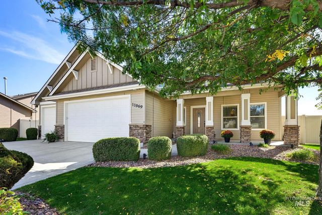 11969 Sandpiper Ct, Caldwell, ID 83605