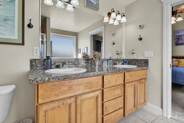 11969 Sandpiper Ct, Caldwell, ID 83605