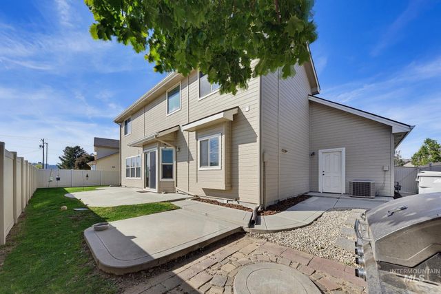 11969 Sandpiper Ct, Caldwell, ID 83605