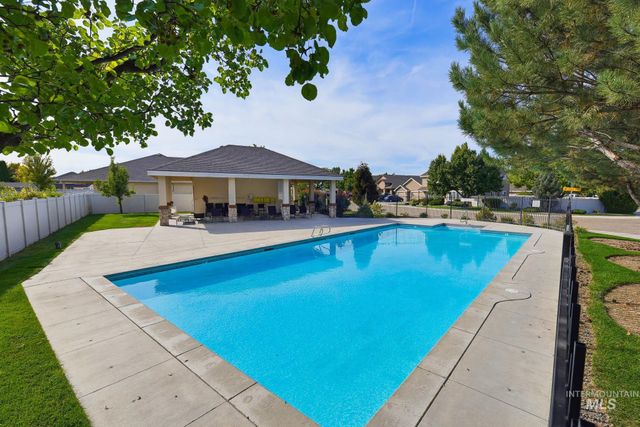 11969 Sandpiper Ct, Caldwell, ID 83605