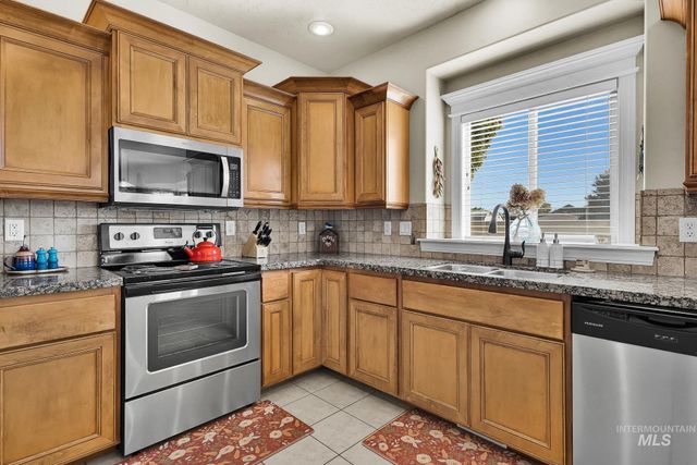 11969 Sandpiper Ct, Caldwell, ID 83605