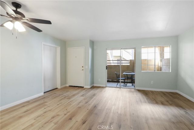 1215 N San Gabriel 107, Azusa, CA 91702