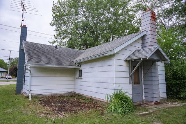 909 W State Street, Mauston, WI 53948