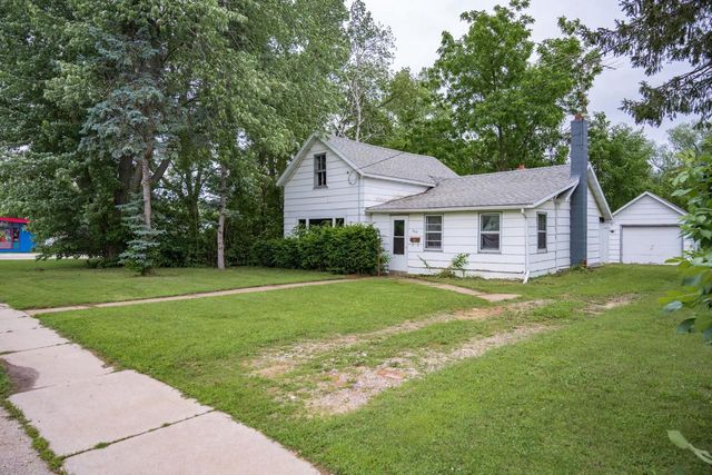909 W State Street, Mauston, WI 53948