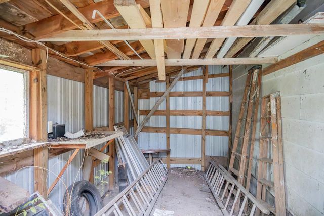 909 W State Street, Mauston, WI 53948