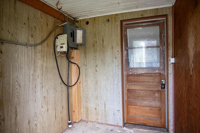909 W State Street, Mauston, WI 53948