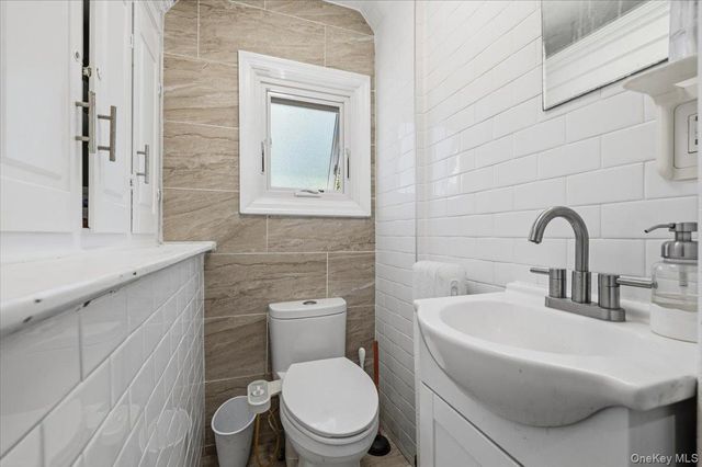 806 Miller Place, Baldwin, NY 11510