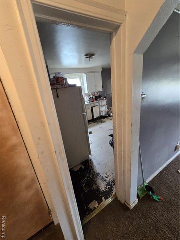 8616 Mark Twain Street, Detroit, MI 48228