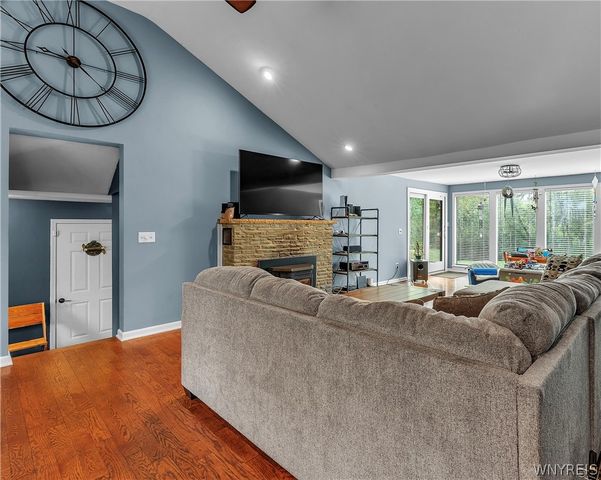 45 Mint Meadow Drive, Aurora, NY 14052