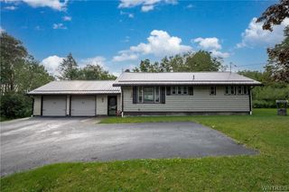 45 Mint Meadow Drive, Aurora, NY 14052