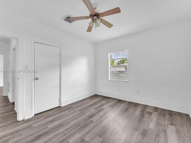 1932 Dewey St, Hollywood, FL 33020