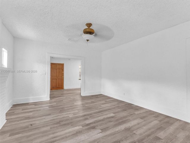 1932 Dewey St, Hollywood, FL 33020