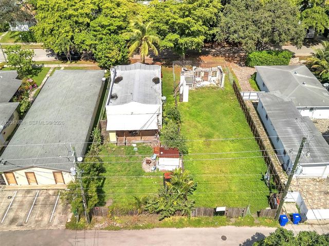 1932 Dewey St, Hollywood, FL 33020