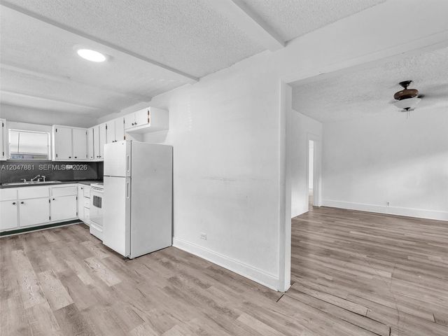 1932 Dewey St, Hollywood, FL 33020