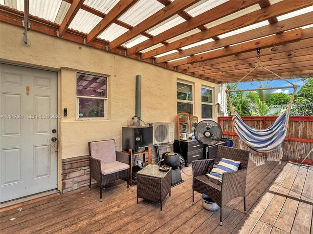 1932 Dewey St, Hollywood, FL 33020