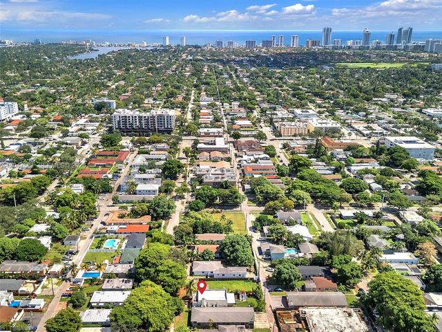 1932 Dewey St, Hollywood, FL 33020