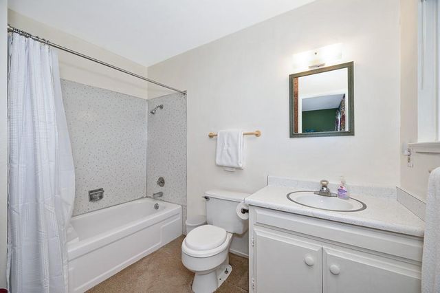 7230 Highhill Rd, Sloughhouse, CA 95683