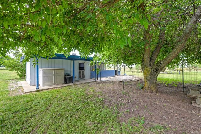 7230 Highhill Rd, Sloughhouse, CA 95683