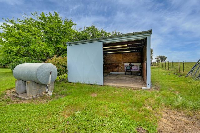 7230 Highhill Rd, Sloughhouse, CA 95683