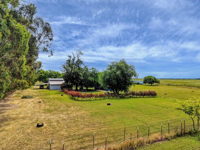 7230 Highhill Rd, Sloughhouse, CA 95683