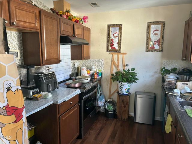 1704 E Main Street, Durham, NC 27703