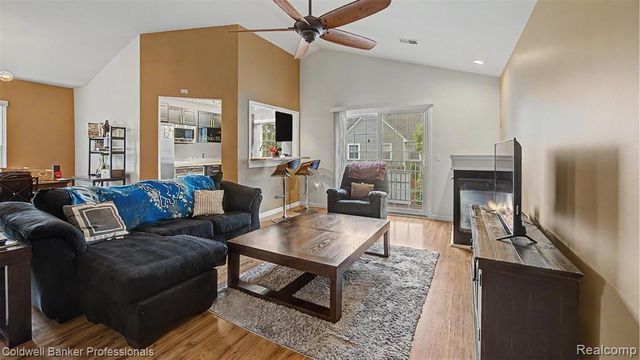 54762 Monarch Drive, Utica, MI 48316