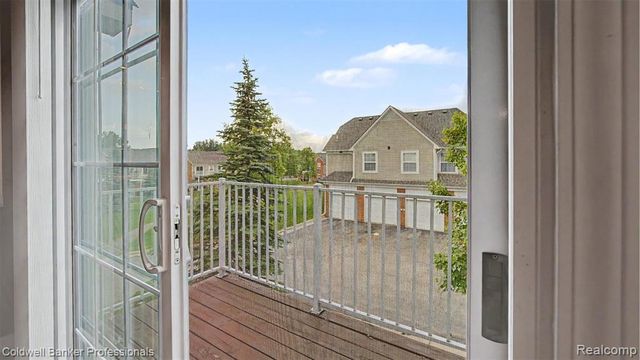 54762 Monarch Drive, Utica, MI 48316