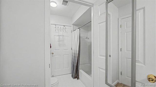 54762 Monarch Drive, Utica, MI 48316