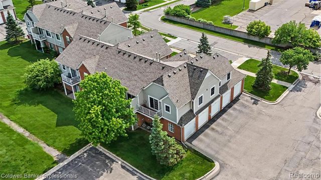 54762 Monarch Drive, Utica, MI 48316