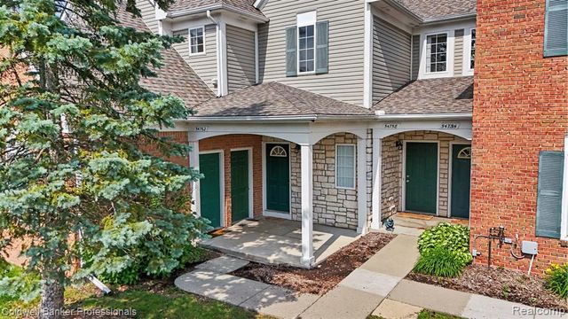 54762 Monarch Drive, Utica, MI 48316