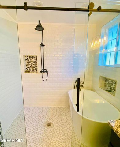 2624 Aurora Avenue, El Paso, TX 79930