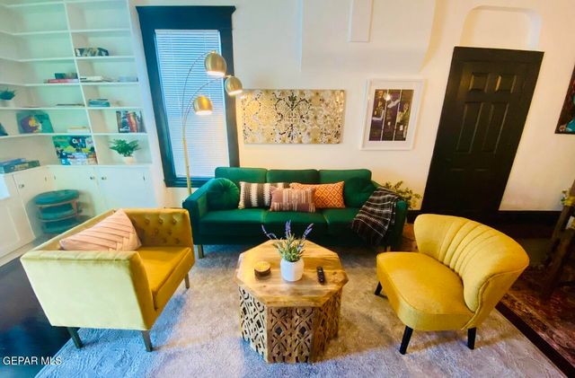 2624 Aurora Avenue, El Paso, TX 79930