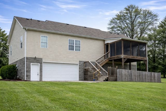 2373 Hampshire Pike, Columbia, TN 38401